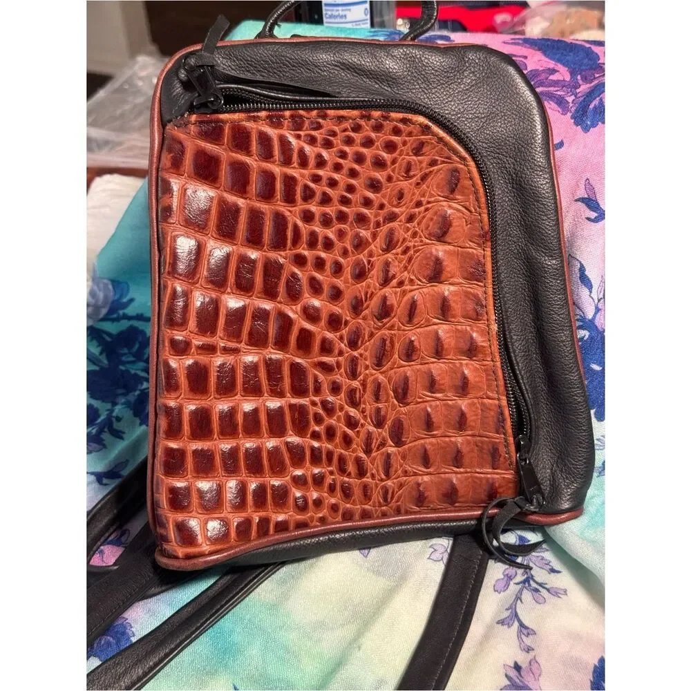 Artisan Lefty Leather CCW Sling/Backpack - Brahmin Croc Detail - Heavy Duty NEW